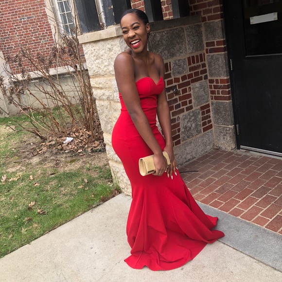 Prom dress - Picture 3 of 5